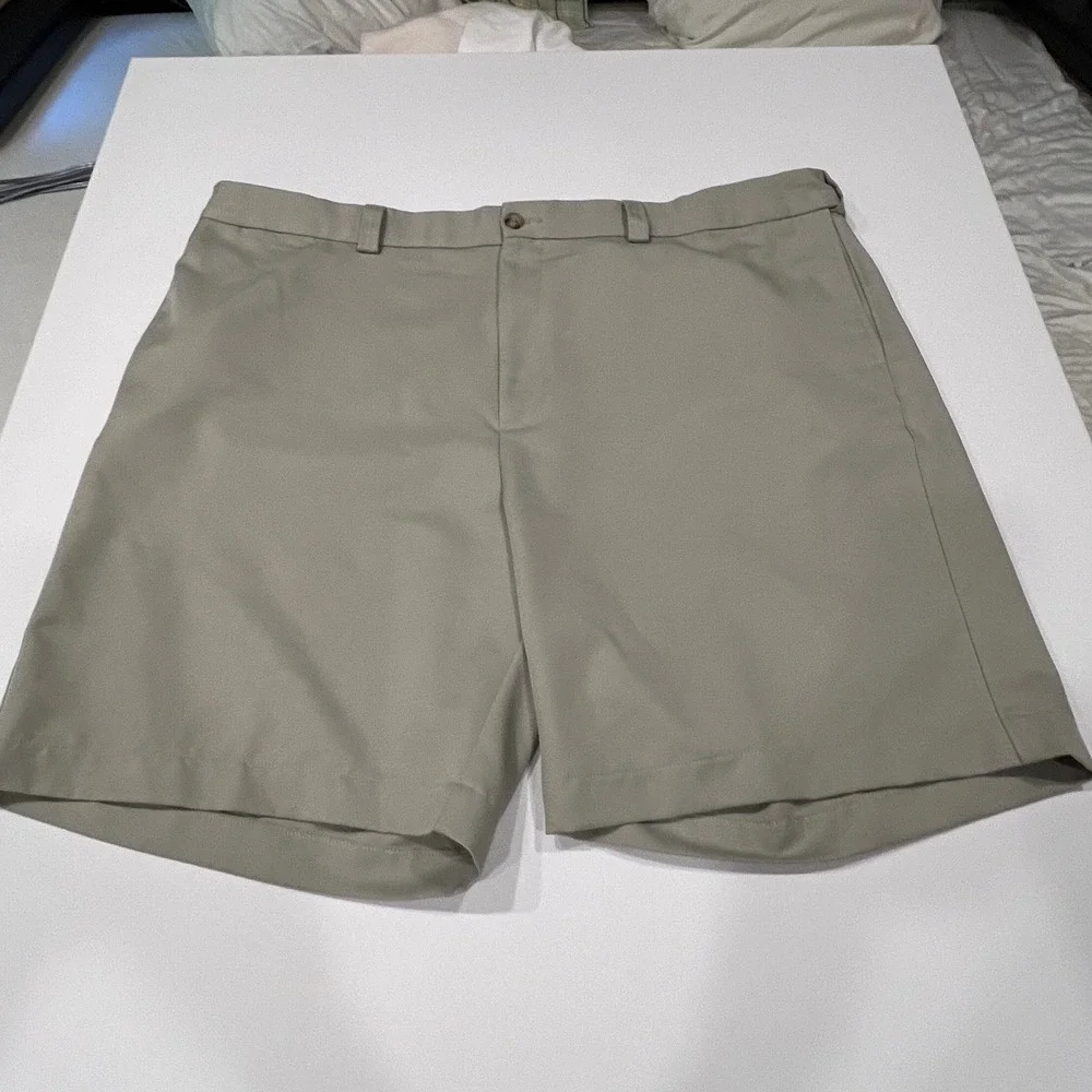 Oak Hill Mens Khaki Chino Shorts Size 48 Flat Front Golf Casual Tan DXL